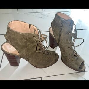 Mix no.6 army green fall heels
